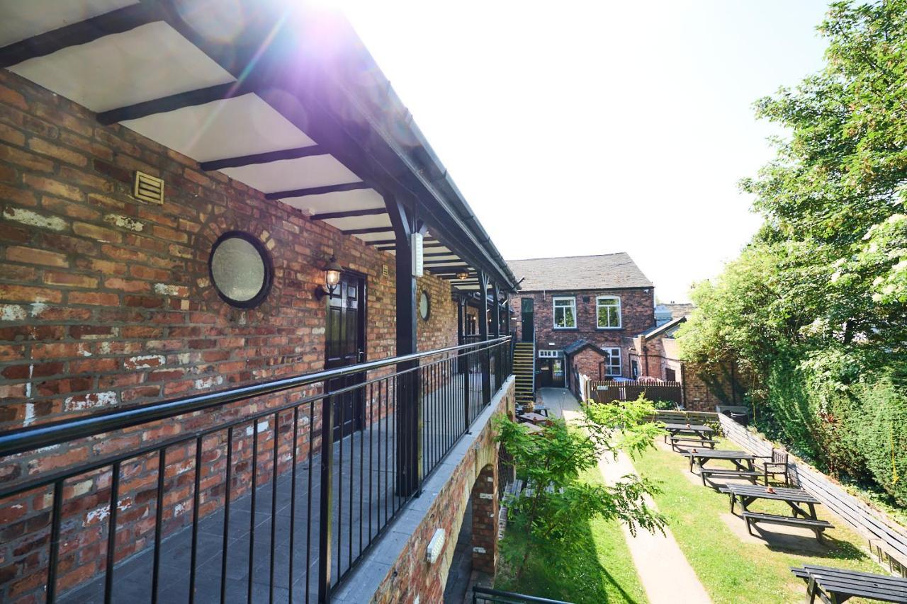 Red Lion, Wigan By Marston'S Inns Rufford Buitenkant foto