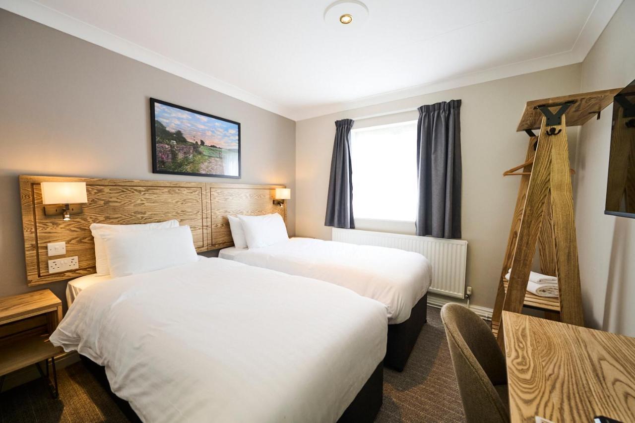 Red Lion, Wigan By Marston'S Inns Rufford Buitenkant foto