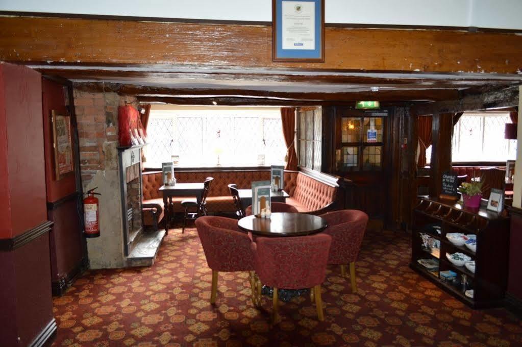 Red Lion, Wigan By Marston'S Inns Rufford Buitenkant foto