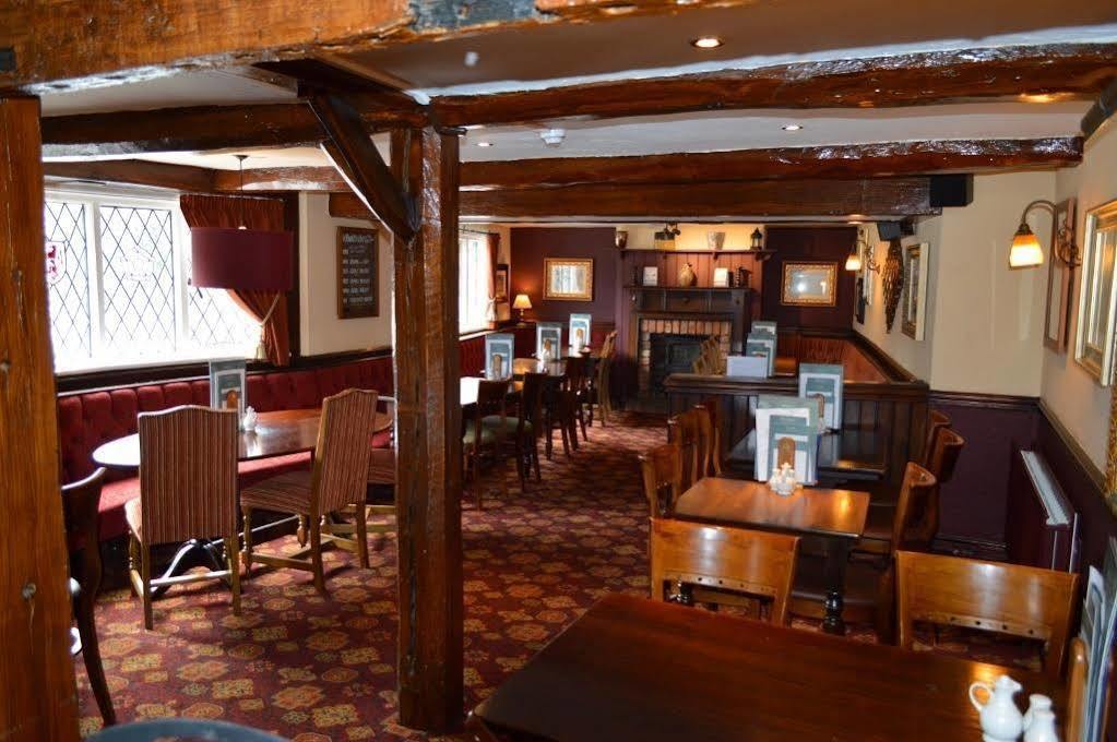 Red Lion, Wigan By Marston'S Inns Rufford Buitenkant foto